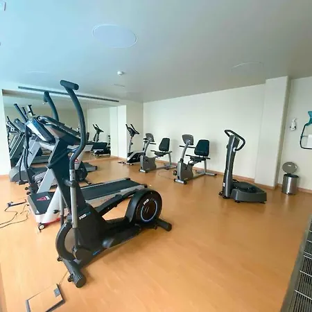 Piso De Lujo Con Piscina Y Gym, A 2min De La Playa Apartman A Coruña