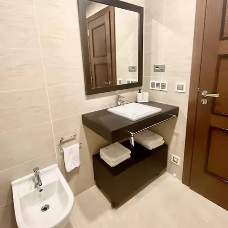 Piso De Lujo Con Piscina Y Gym, A 2min De La Playa *